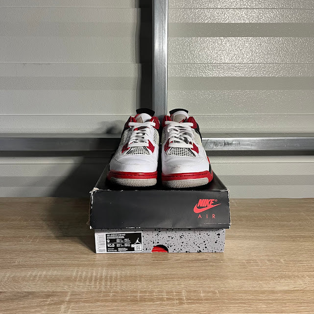 Size 9 - AJ 4 Retro Fire Red