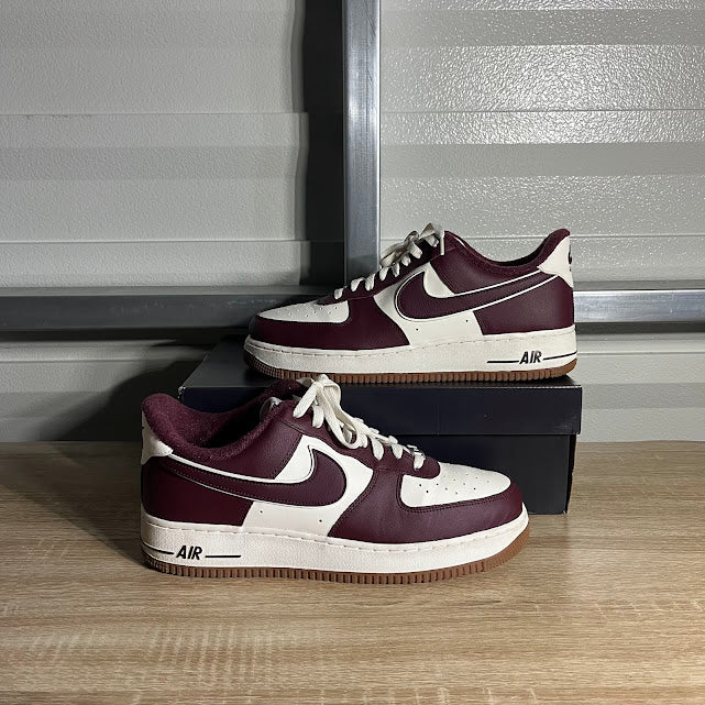 Size 11 - AF 1 Low '07 LV8 College Pack