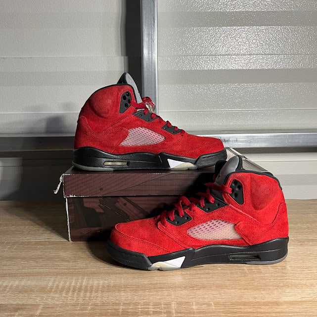 Size 11 - AJ 5 Retro Raging Bull