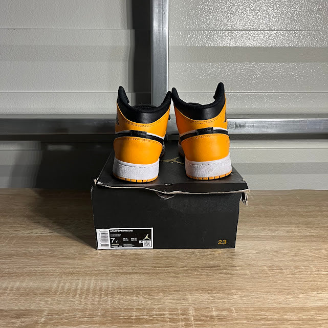 Size 7Y - AJ 1 Mid Taxi