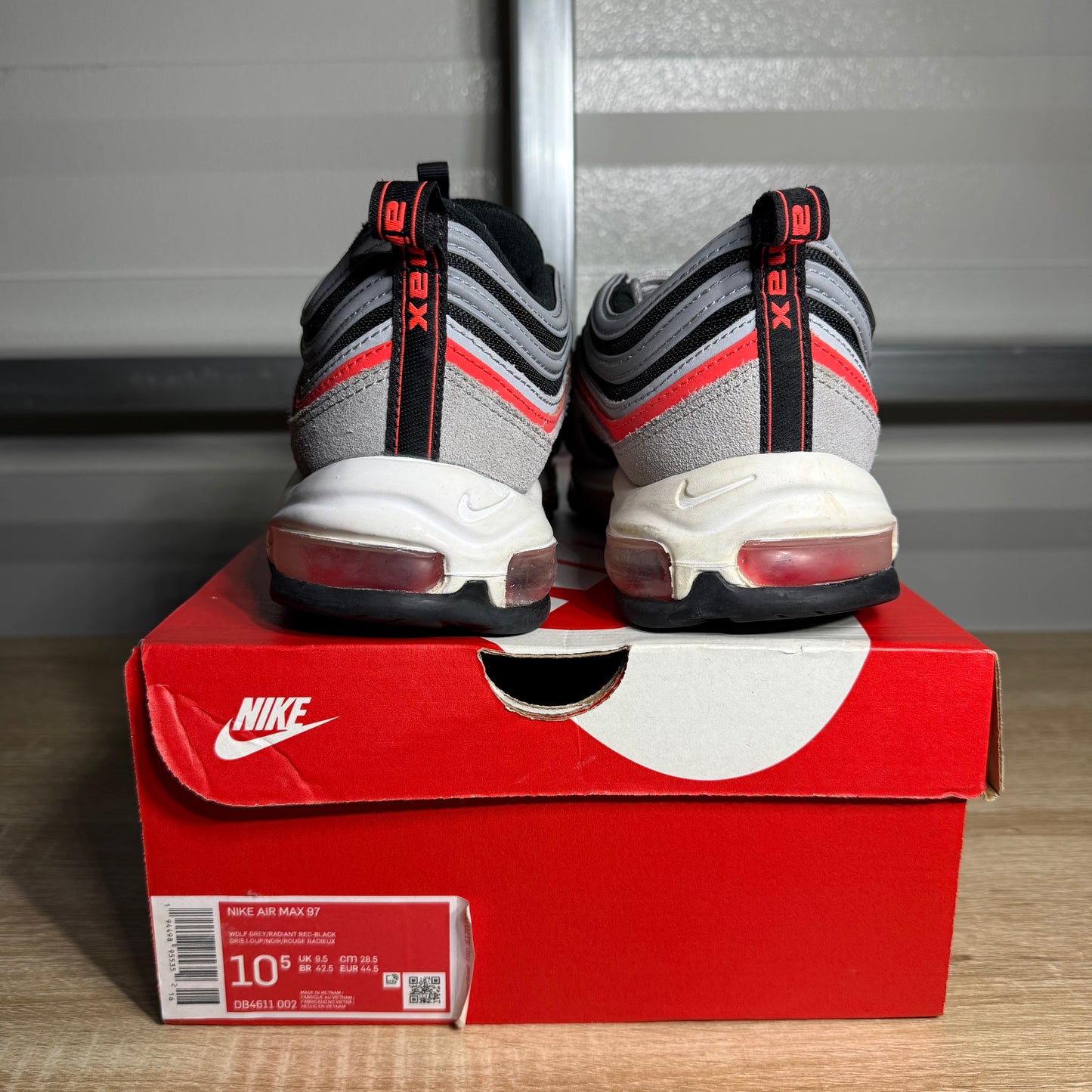 Size 10.5 - AM 97 Wolf Grey/Radiant Red