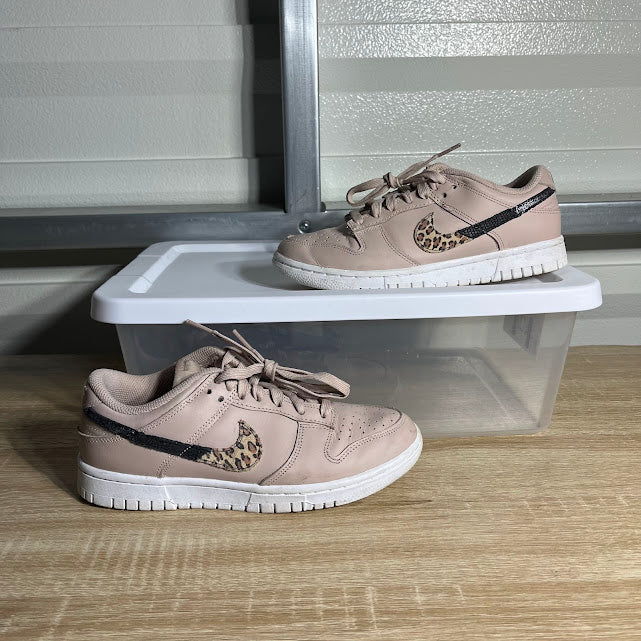 Size 6.5 - Dunk Low SE Primal Pink