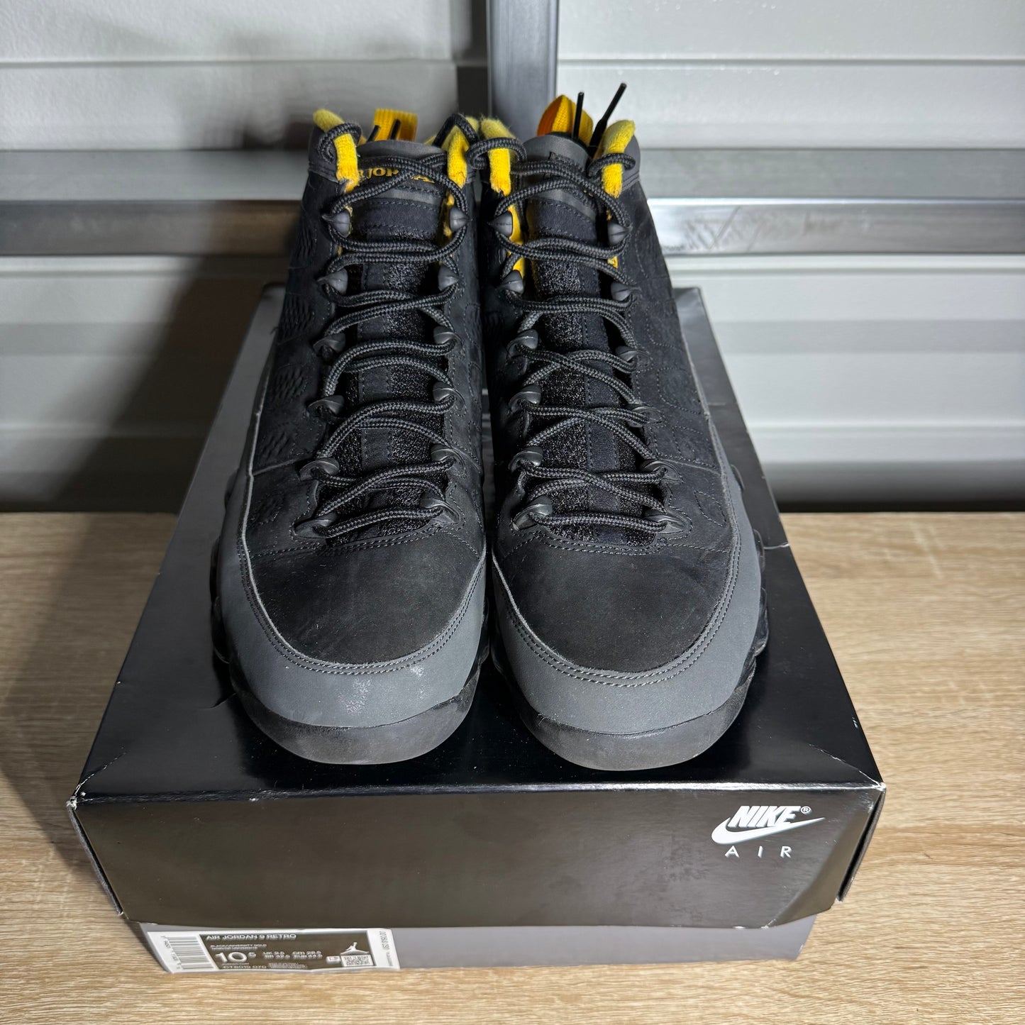 Size 10.5 - AJ 9 Retro Dark Charcoal University Gold