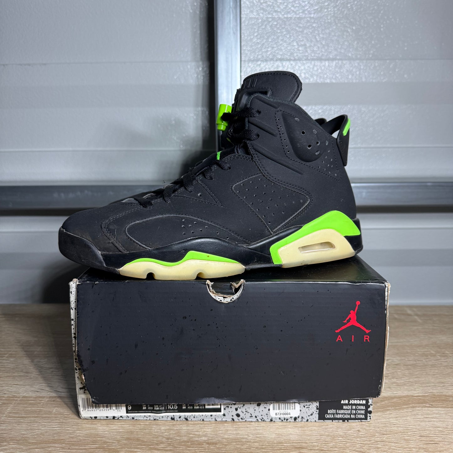 Size 9 - AJ 6 Retro Electric Green