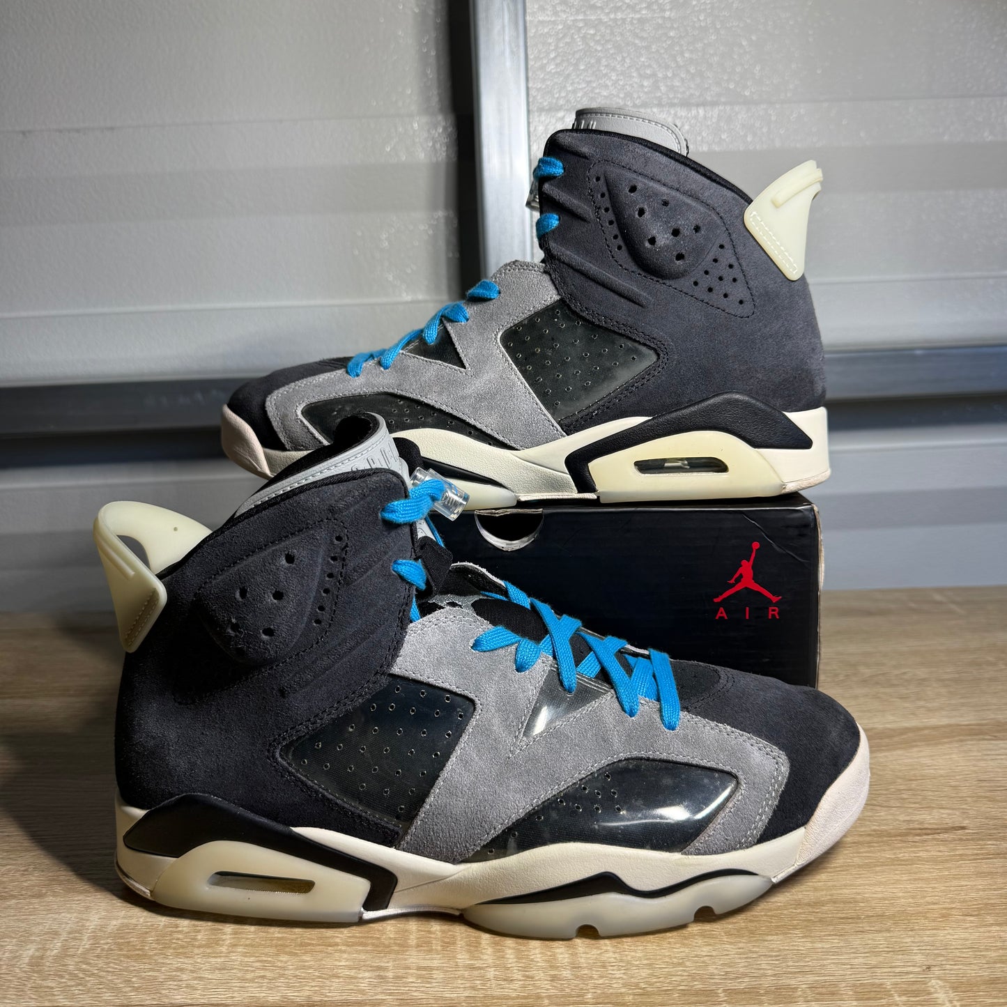 Size 11W - AJ 6 Retro Tech Chrome