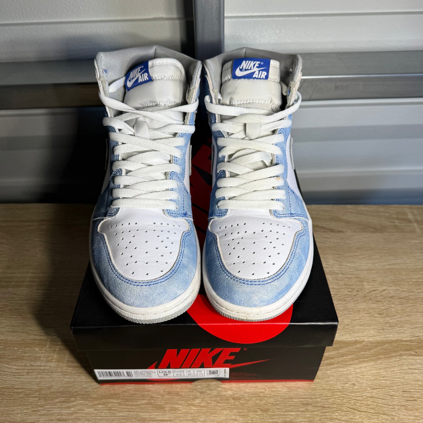 Size 9.5 - AJ 1 High Hyper Royal