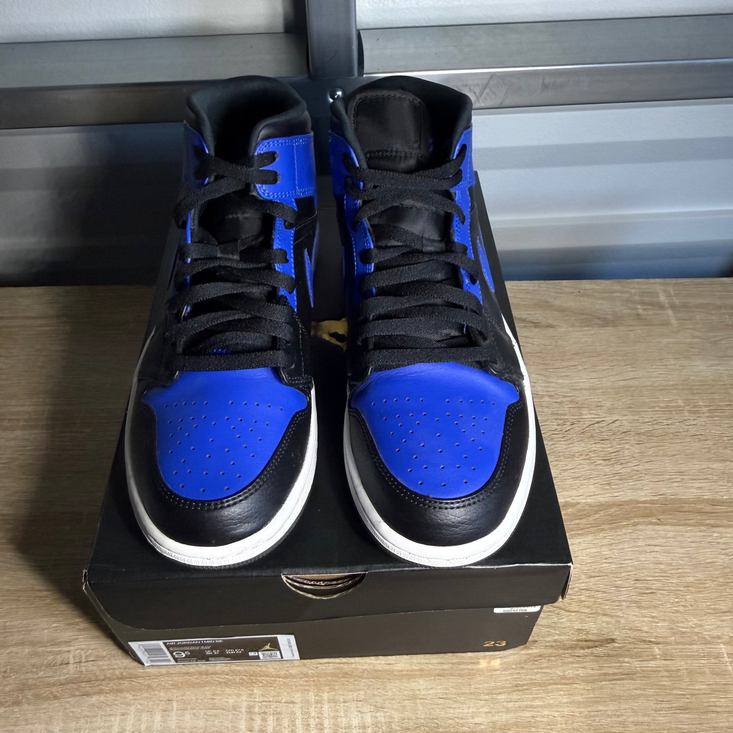 Size 9.5 - AJ 1 Mid Hyper Royal 2021