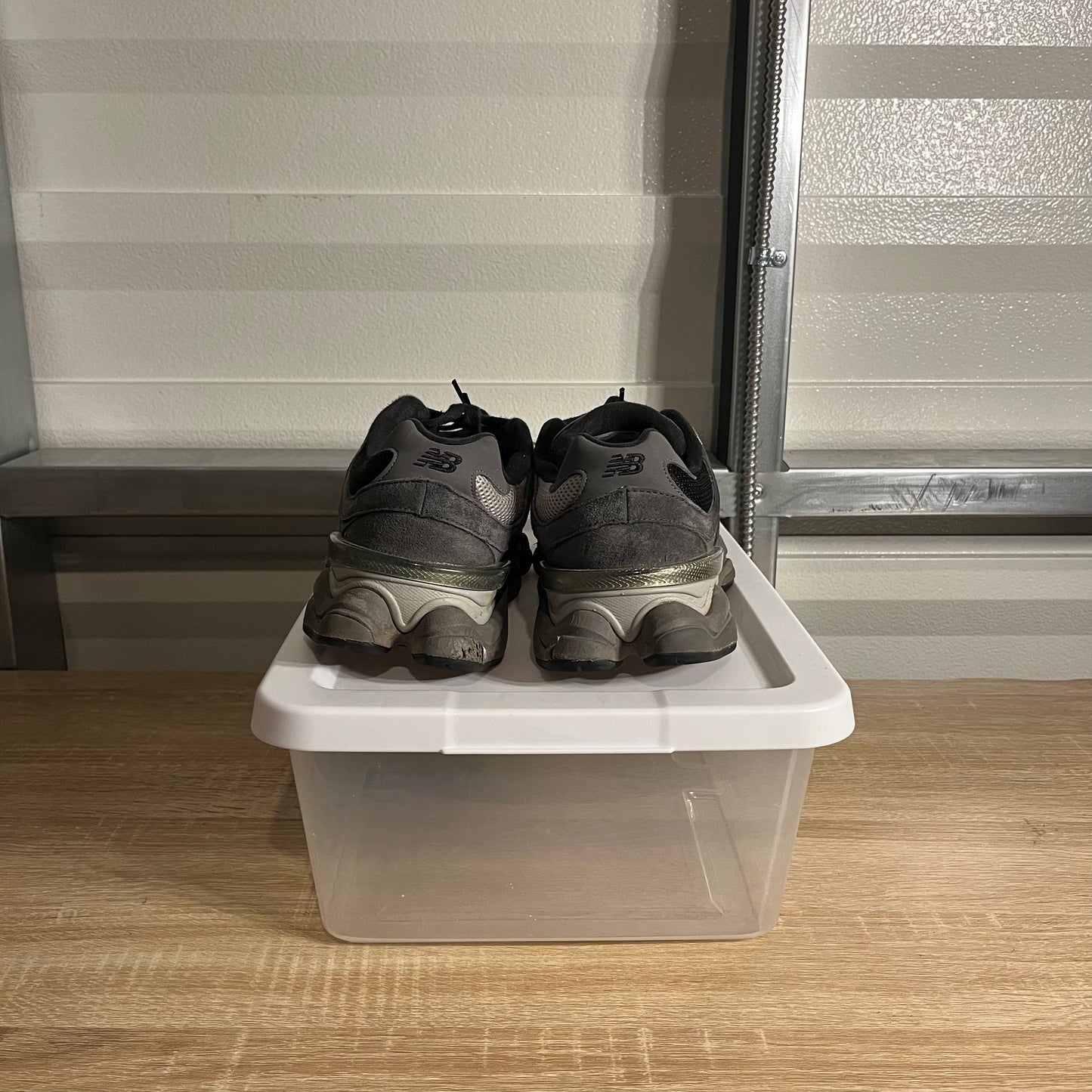 Size 9.5 - NB 9060 Black Castlerock Grey