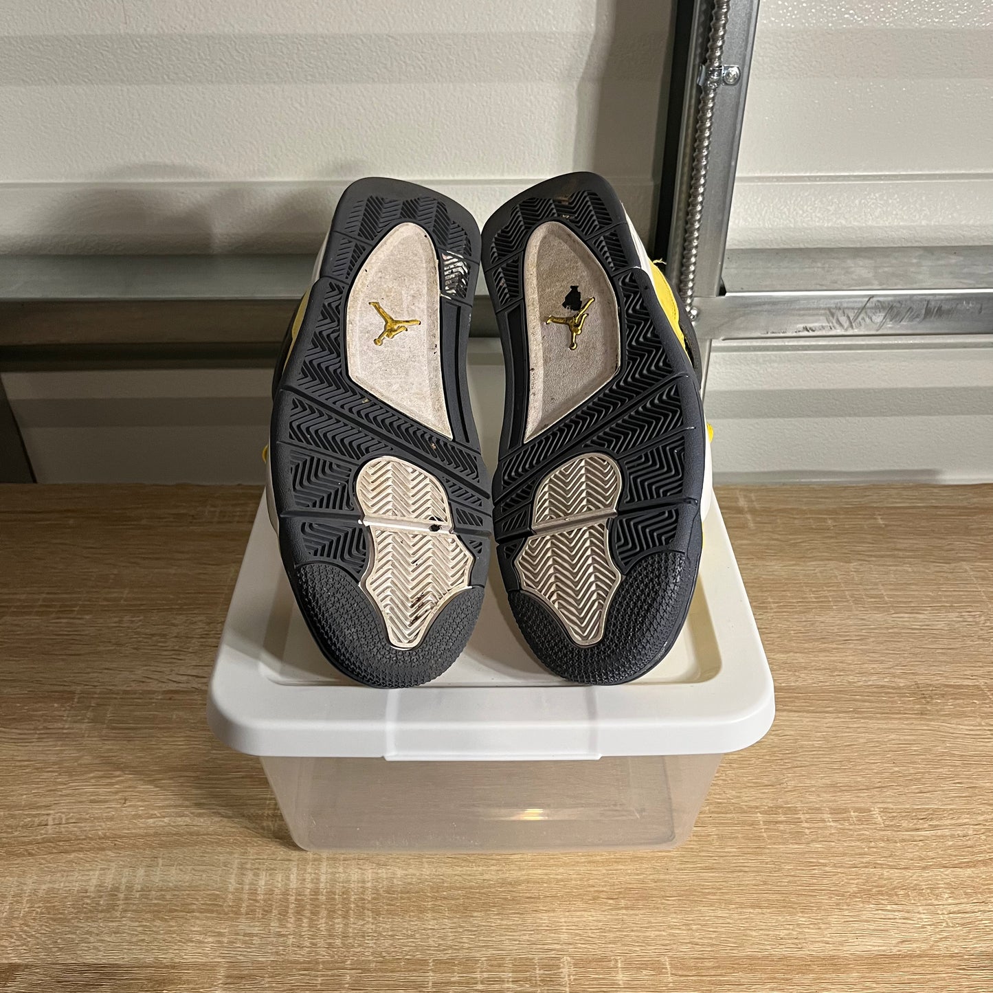 Size 11.5 - AJ 4 Retro Lightning