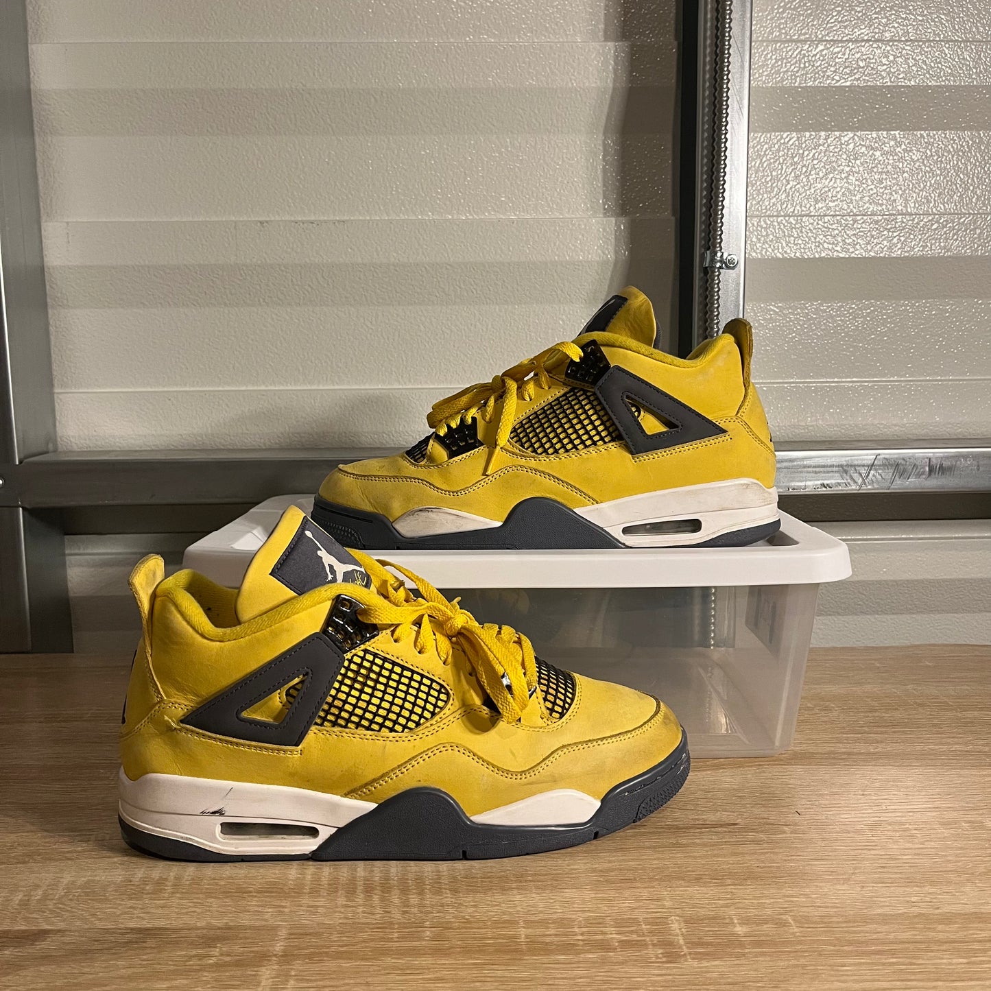 Size 11.5 - AJ 4 Retro Lightning