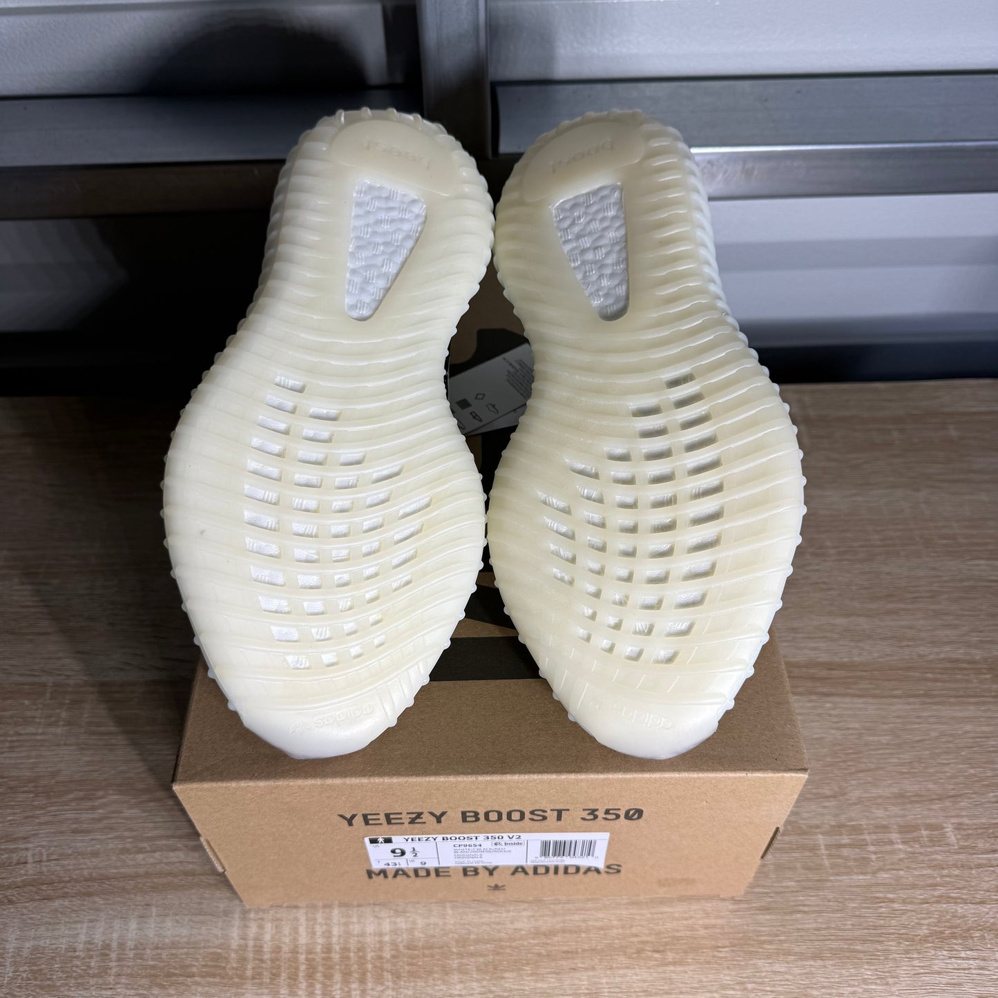 Size 9.5 - YZY Boost 350 V2 Zebra