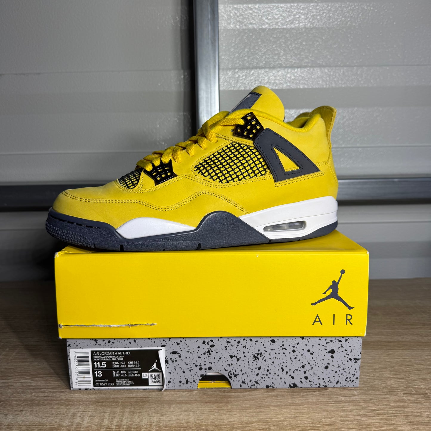 Size 11.5 - AJ 4 Retro Lightning