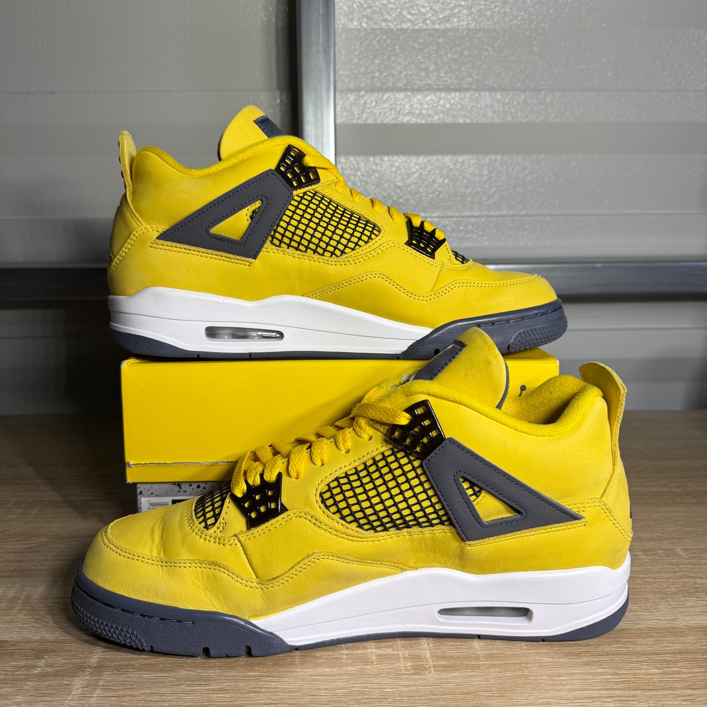 Size 11.5 - AJ 4 Retro Lightning
