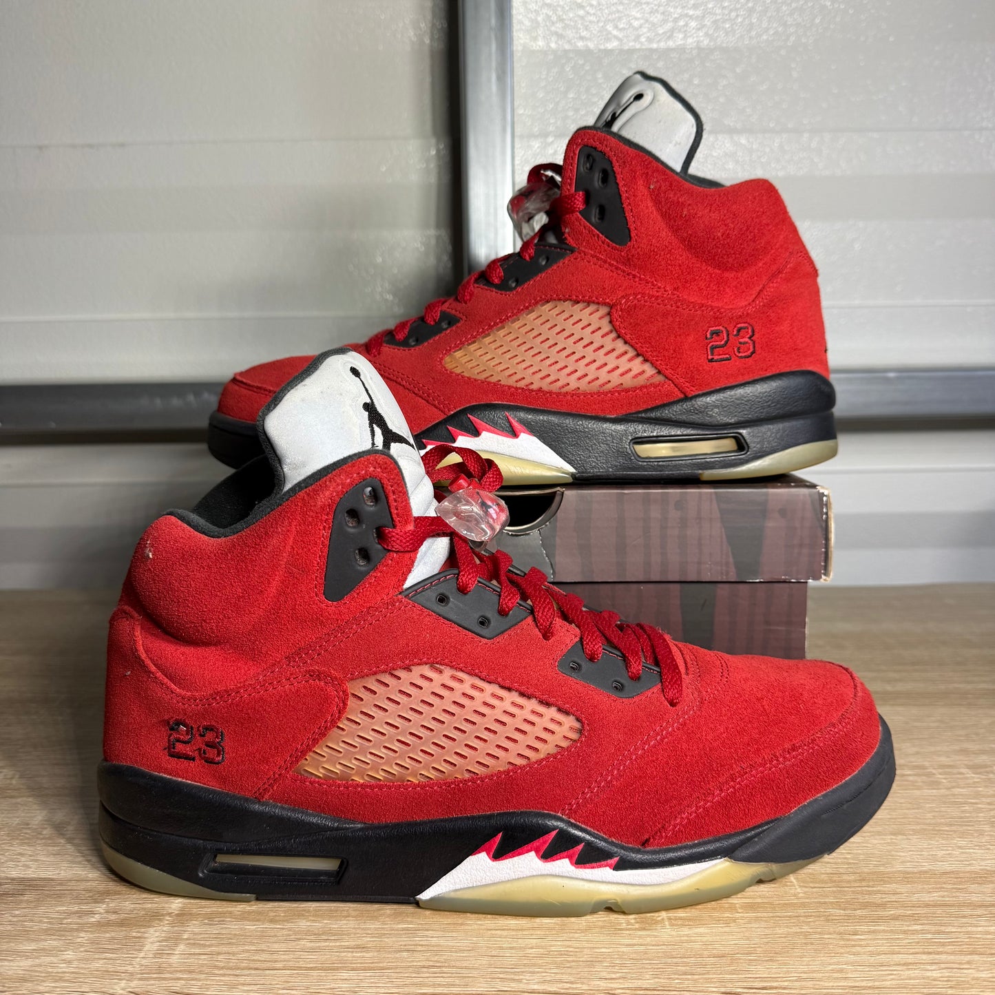 Size 12 -  AJ 5 Retro Raging Bull