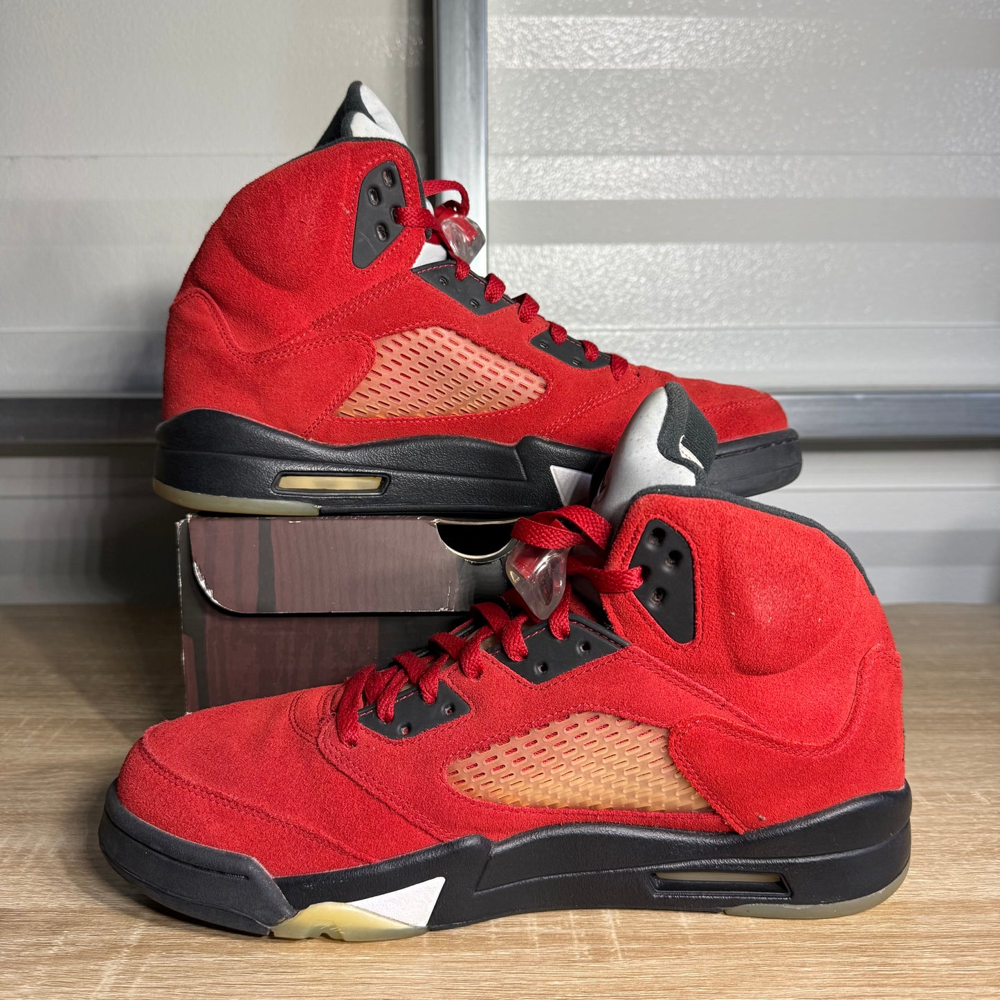 Size 12 -  AJ 5 Retro Raging Bull