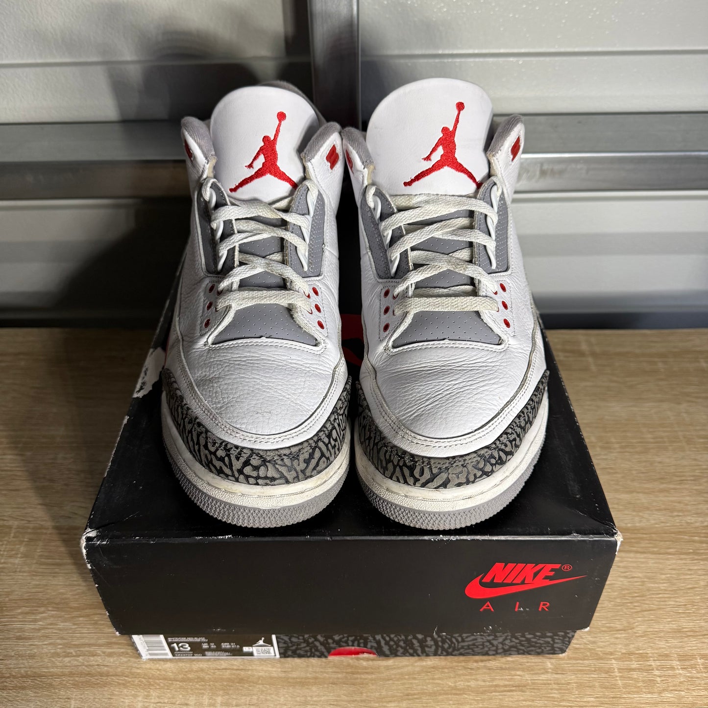 Size 13 - AJ 3 Retro OG Fire Red 2022