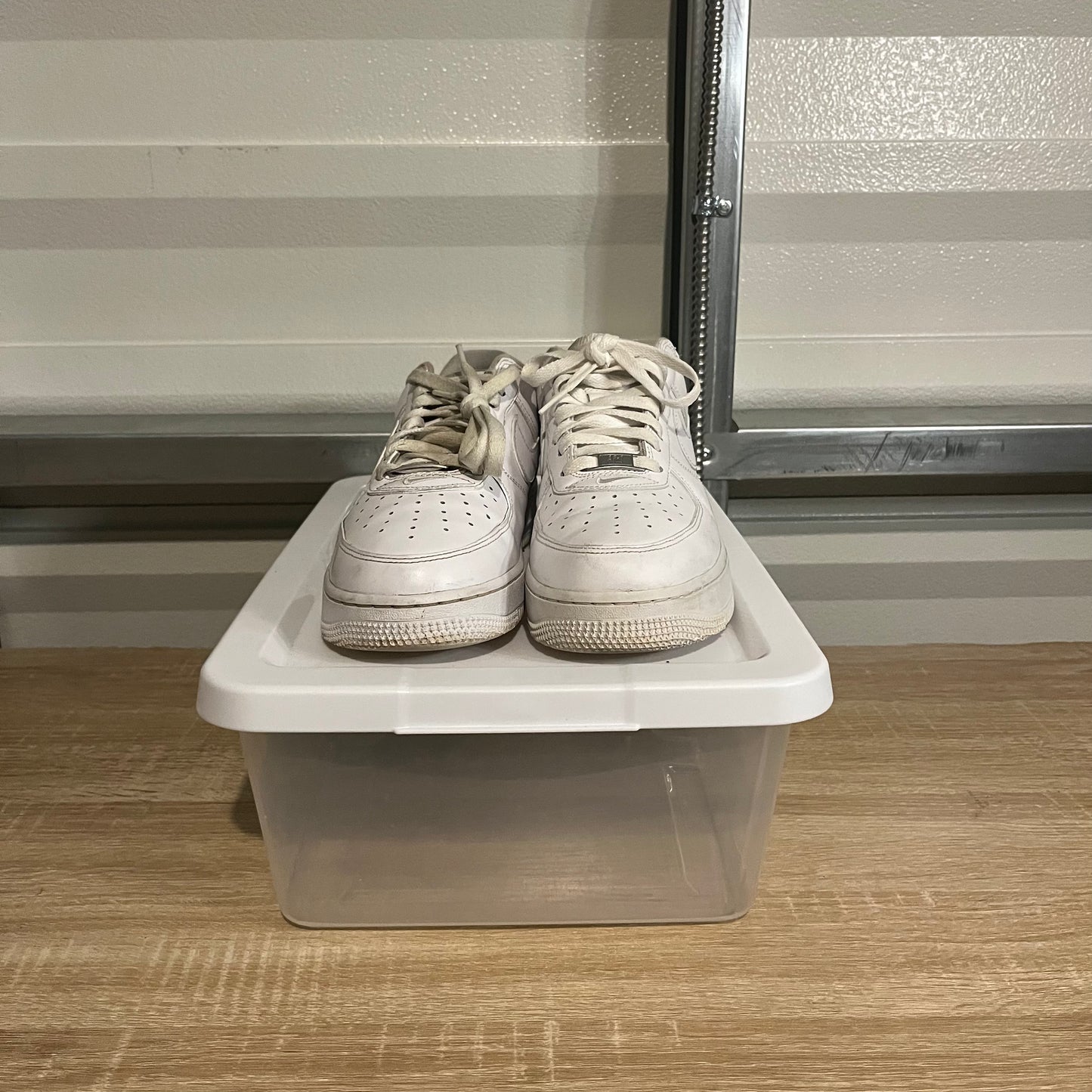 Size 9.5 - AF 1 Low Supreme White