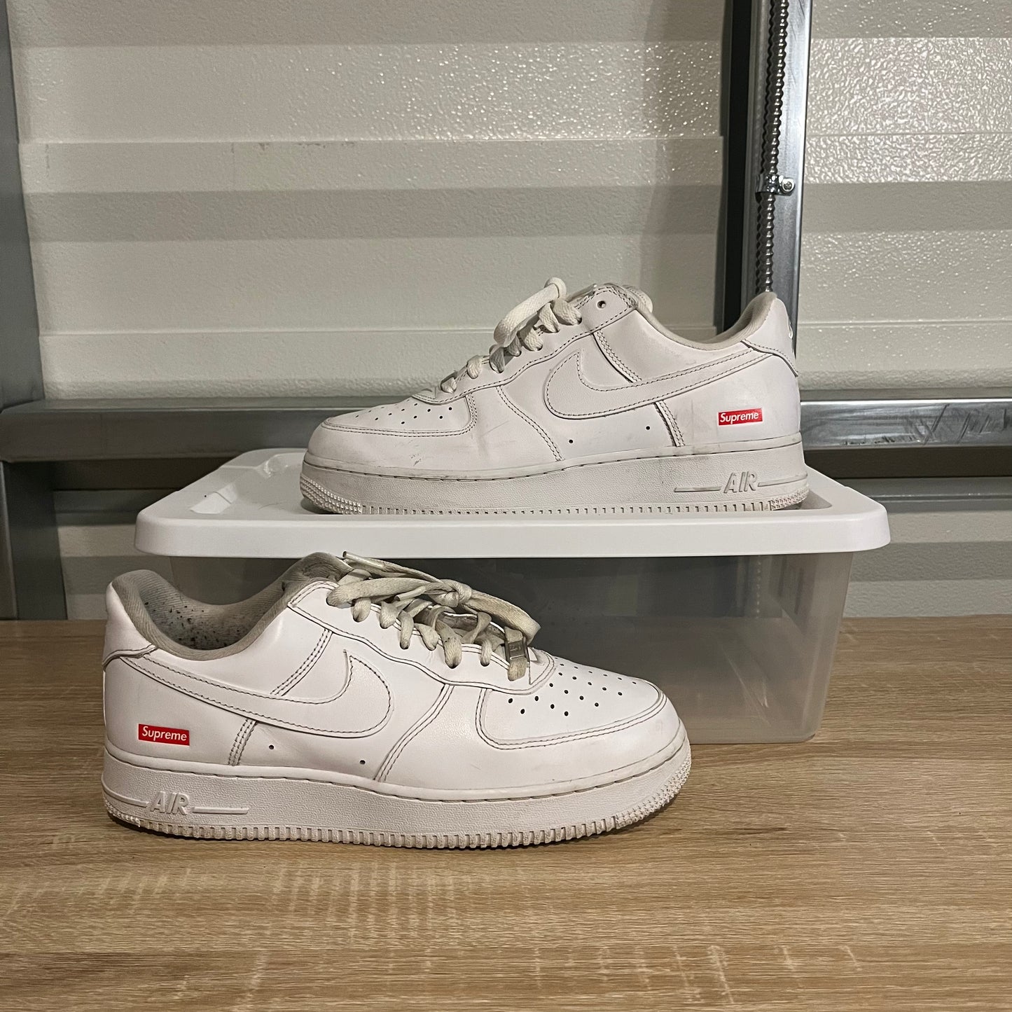 Size 9.5 - AF 1 Low Supreme White