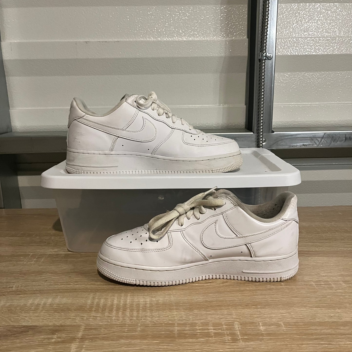 Size 9.5 - AF 1 Low Supreme White