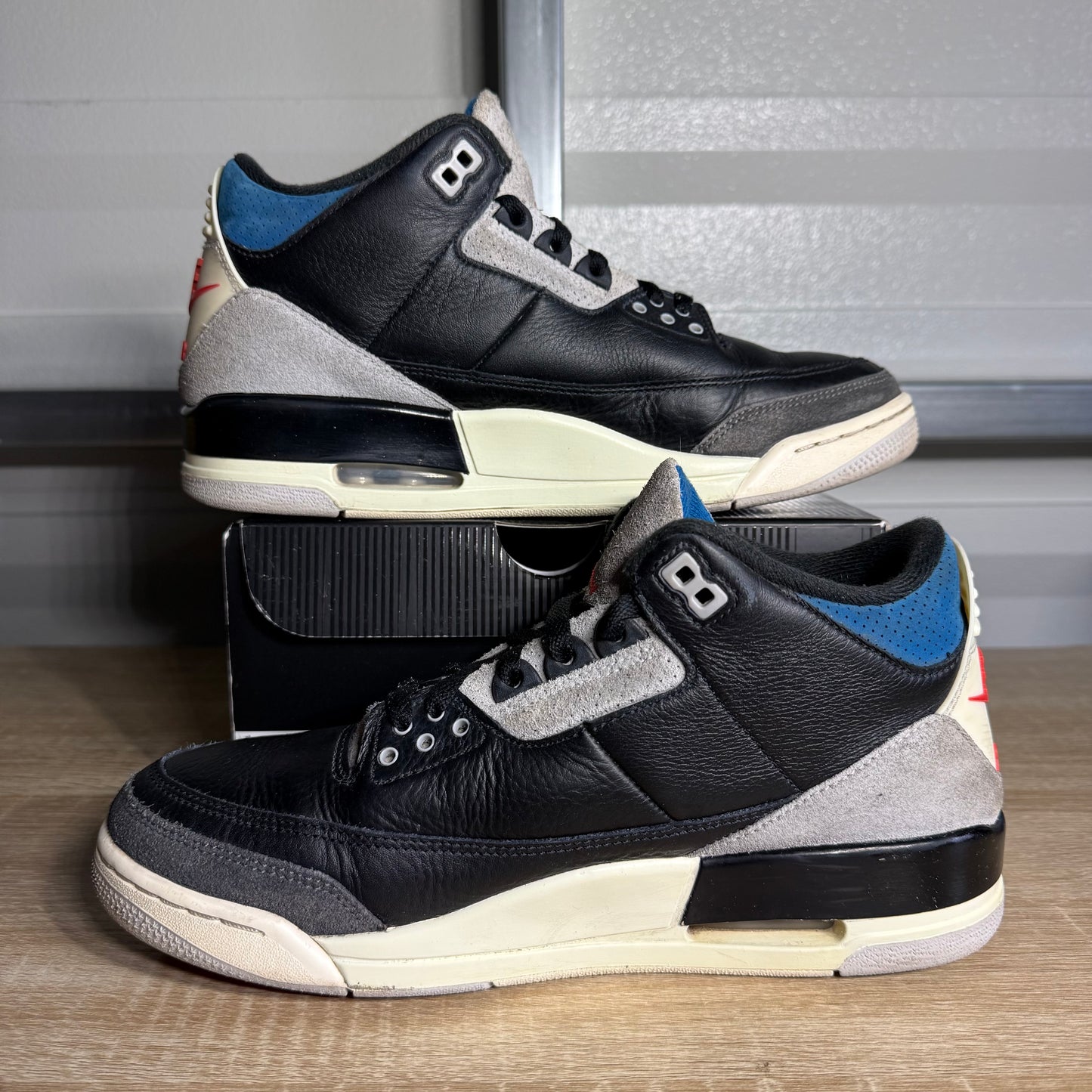 Size 9 - AJ 3 Retro OG Rare Air