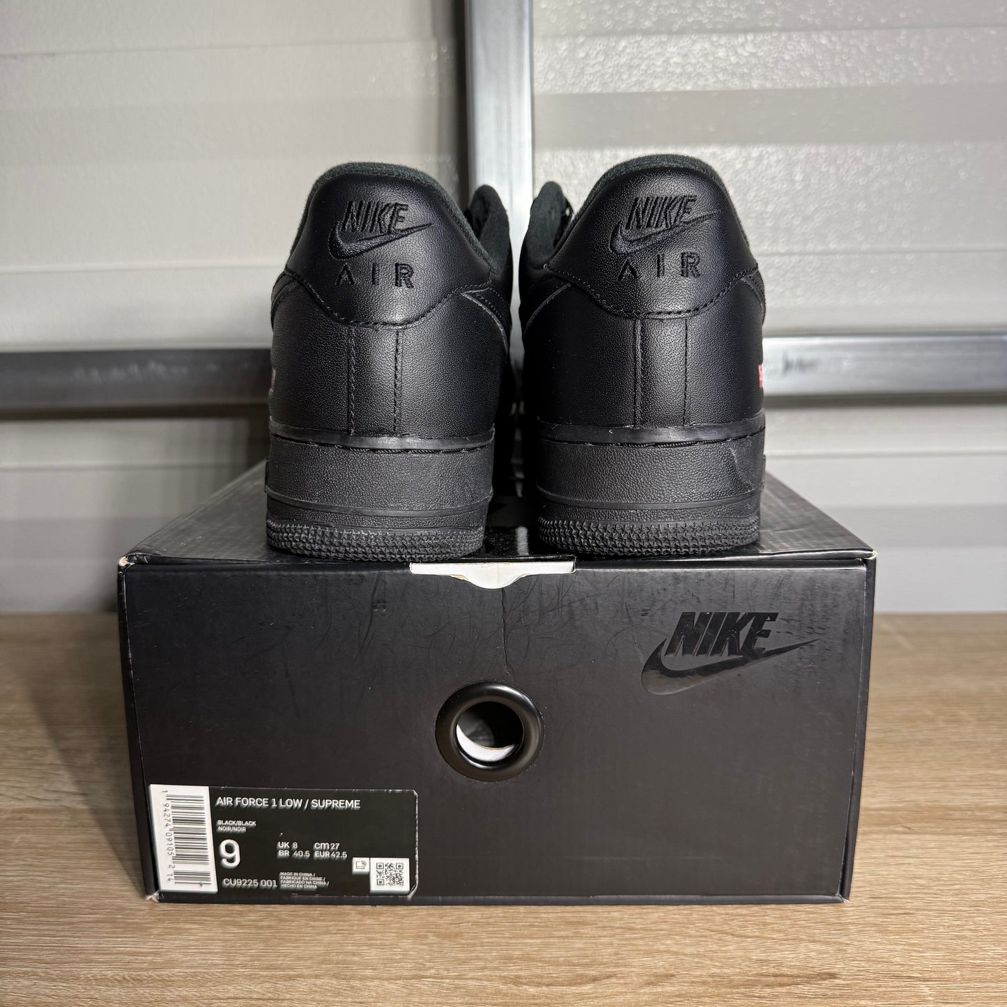Size 9 - AF 1 Low Supreme Black