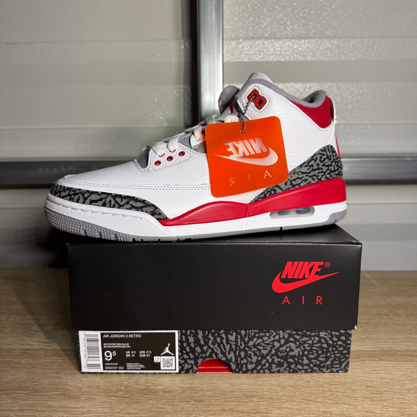 Size 9.5 – AJ 3 Retro Fire Red