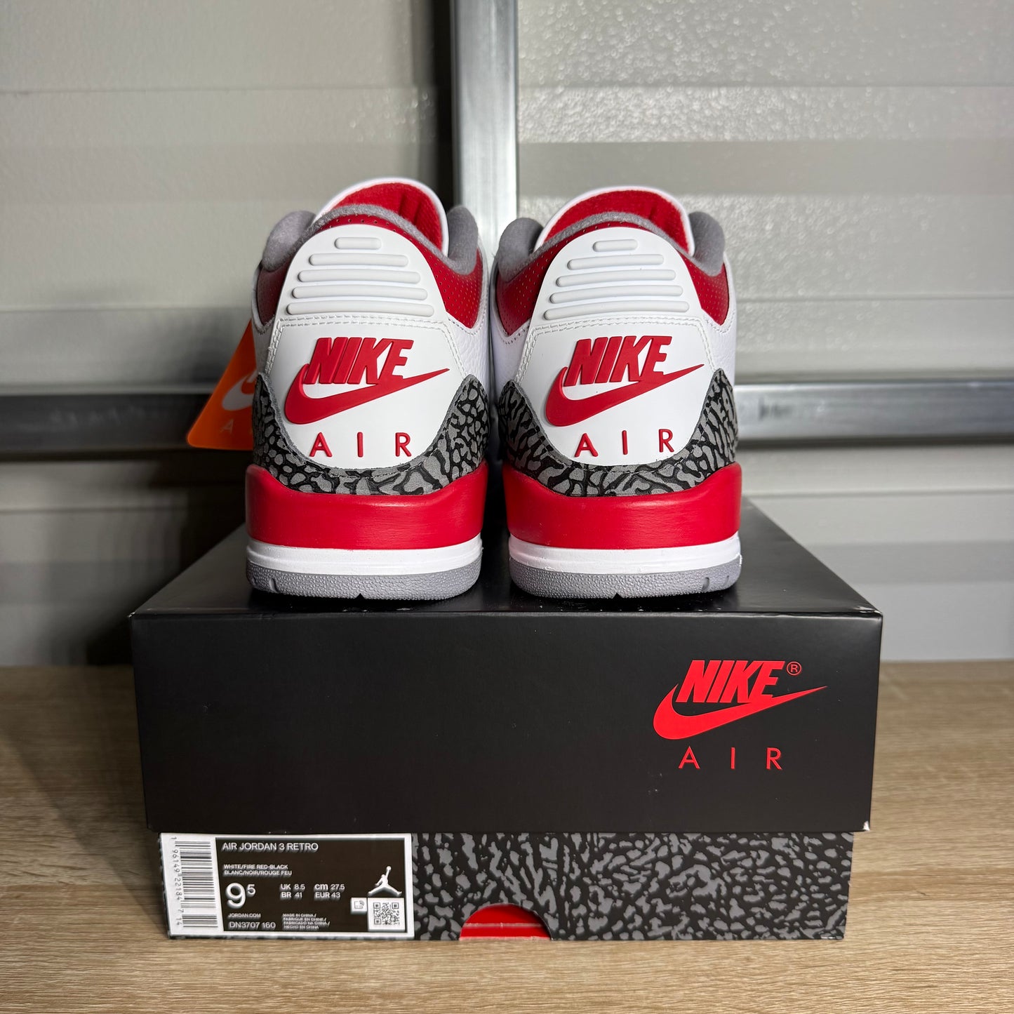 Size 9.5 – AJ 3 Retro Fire Red
