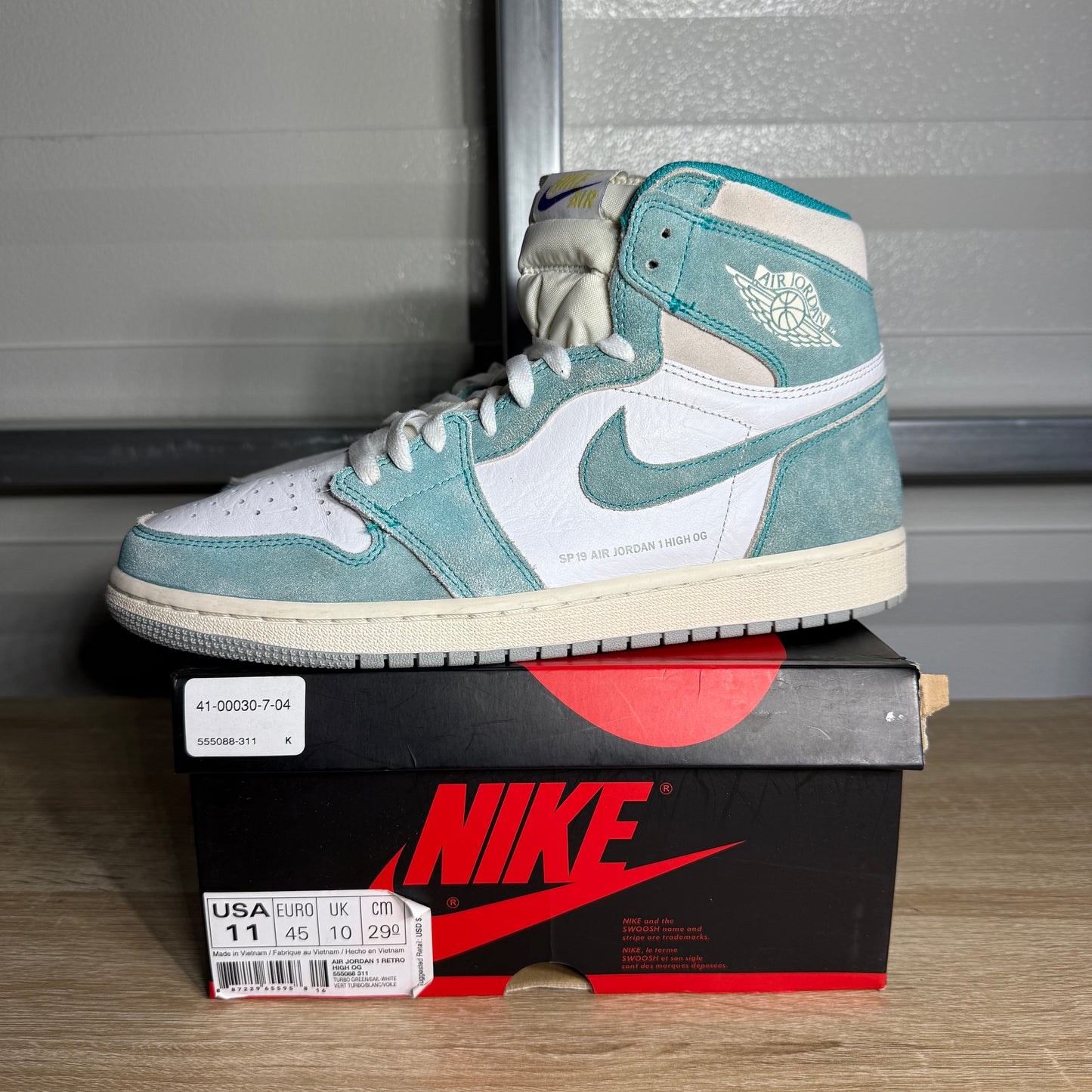 Size 11 -  AJ 1 Retro High OG Turbo Green