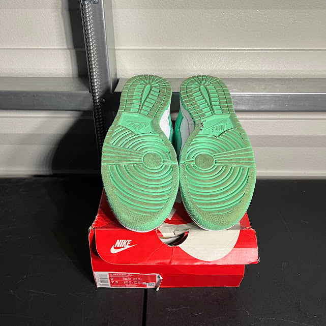 Size 9W - Dunk Low Retro Green Glow