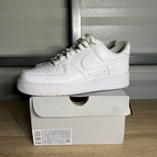 Size 8 - AF 1 '07 Low White