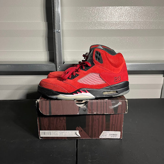 Size 11 - AJ 5 Retro Raging Bull