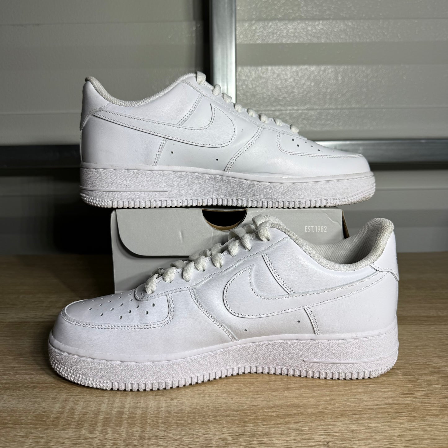 Size 8 - AF 1 '07 Low White