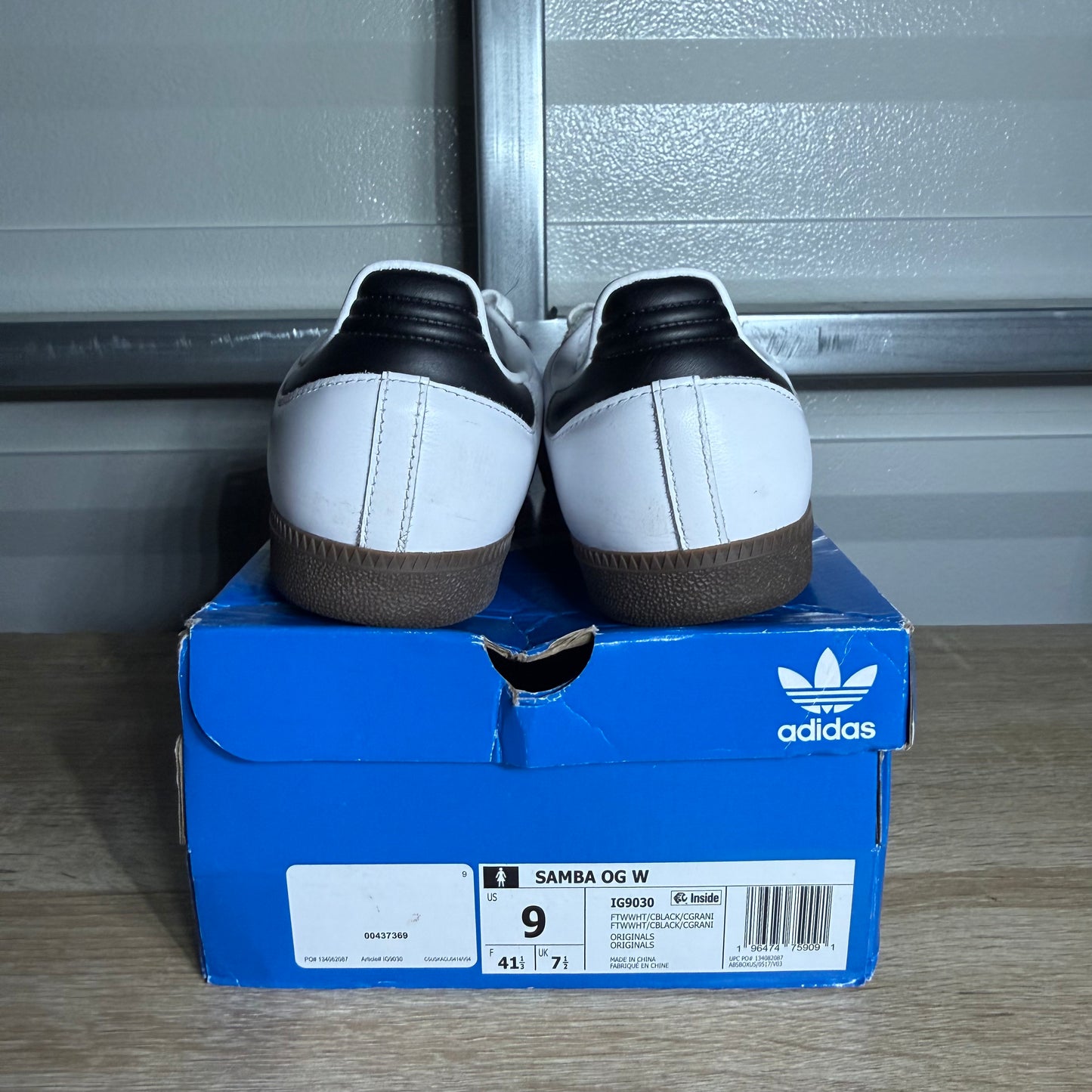 Size 9W - Samba OG