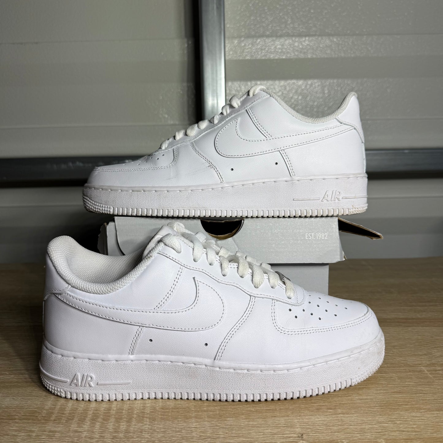 Size 8 - AF 1 '07 Low White