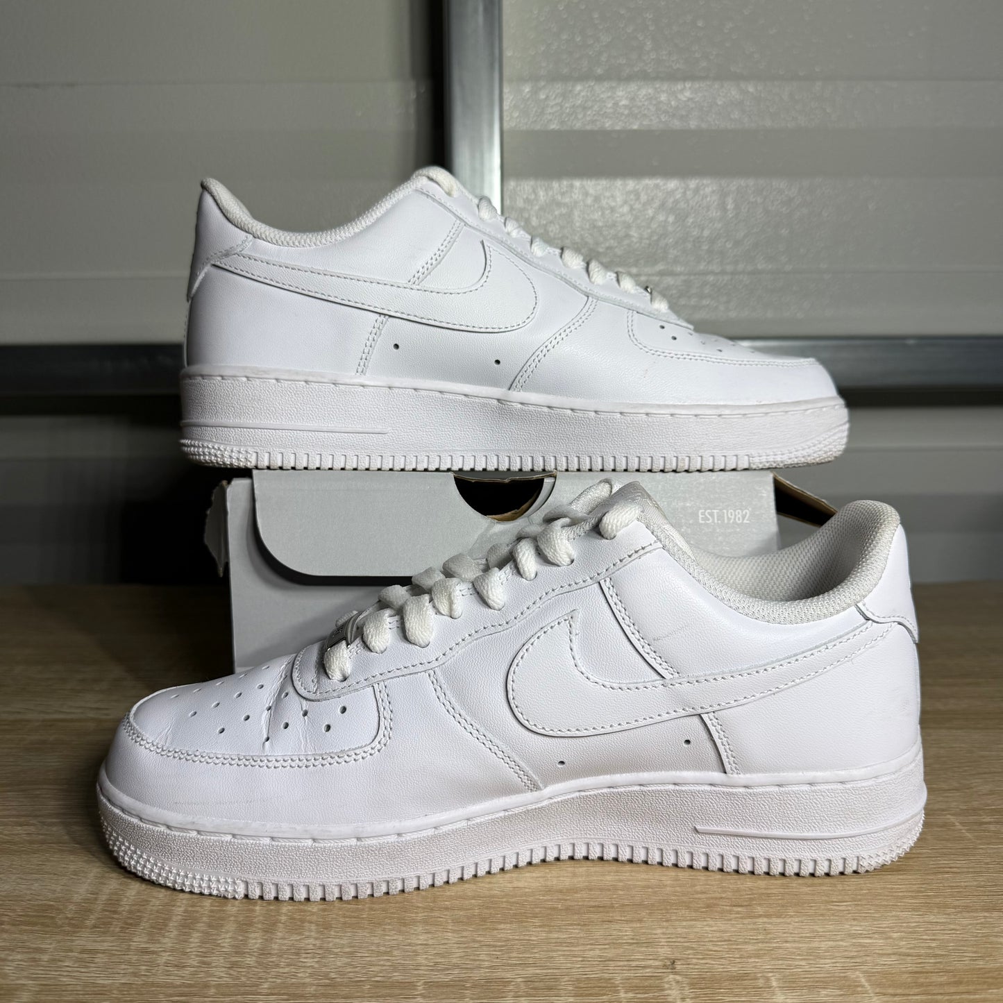 Size 8 - AF 1 '07 Low White
