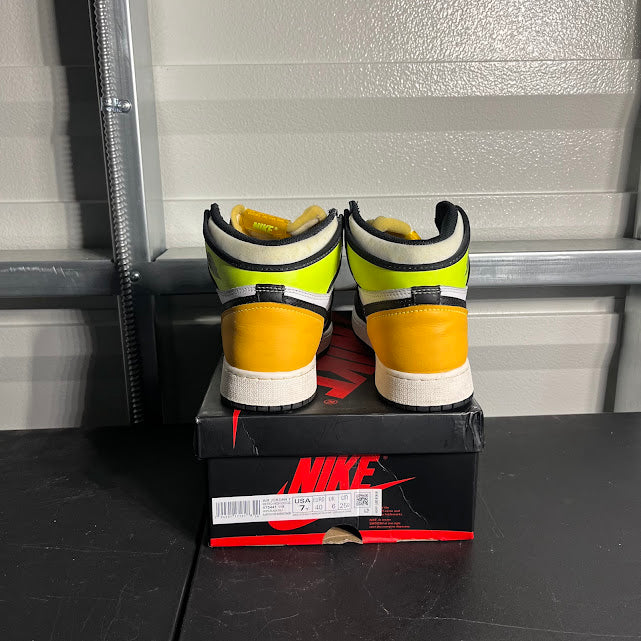 Size 7Y - AJ 1 Retro High Volt Gold