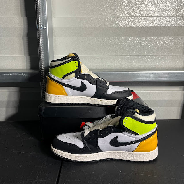 Size 7Y - AJ 1 Retro High Volt Gold