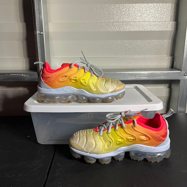 Size 8.5 - Air VaporMax Plus Sunrise