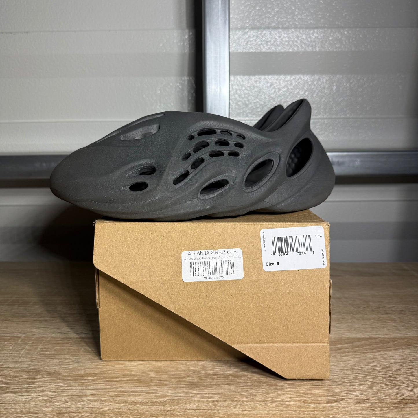 Size 8 - YZY Foam Runner Onyx