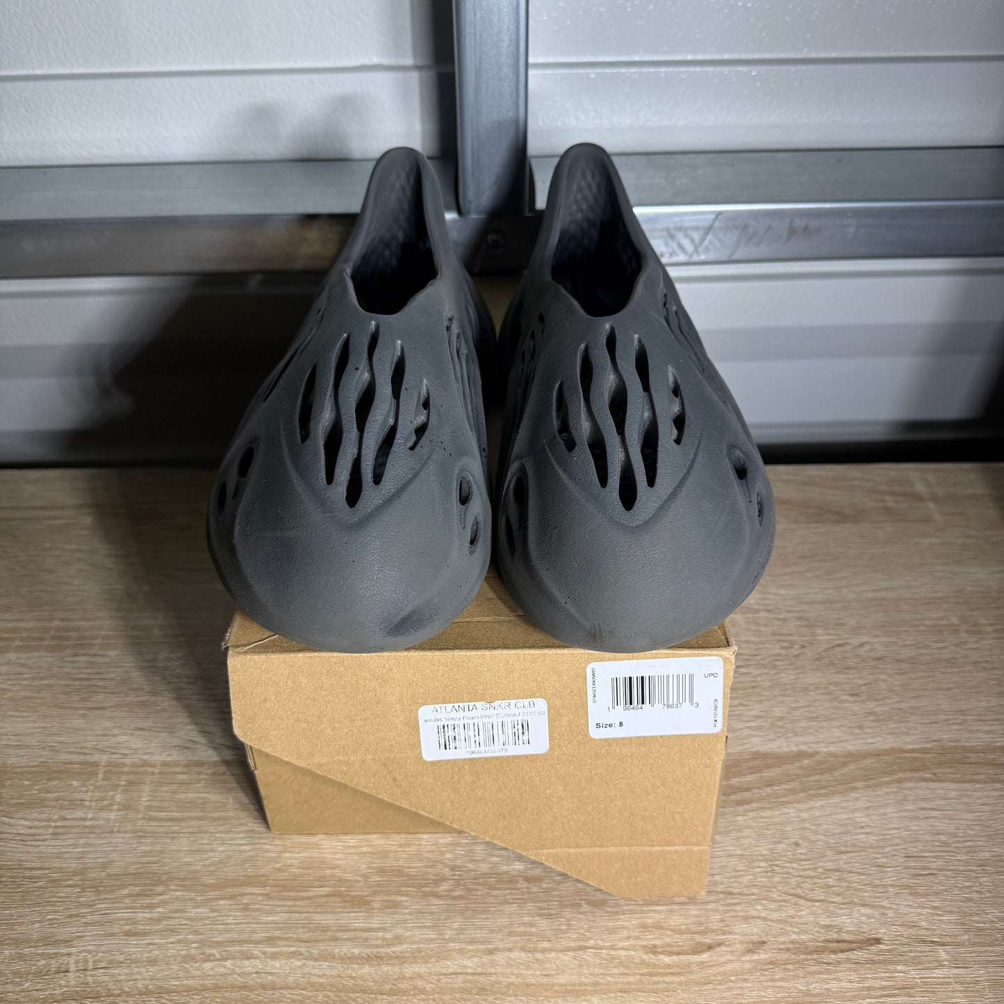 Size 8 - YZY Foam Runner Onyx