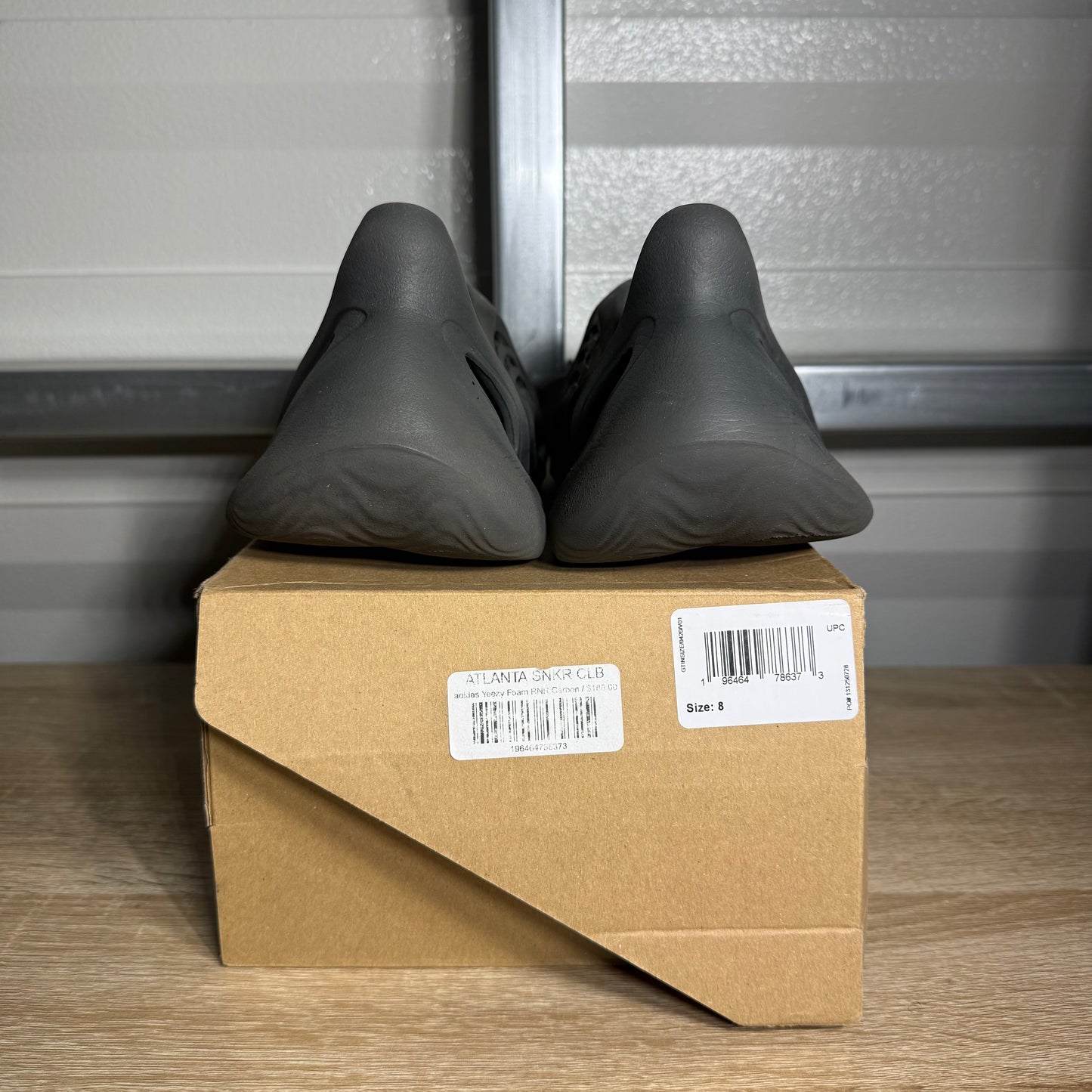 Size 8 - YZY Foam Runner Onyx