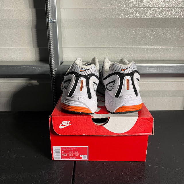 Size 11 - Air Pegasus 2005 Safety Orange