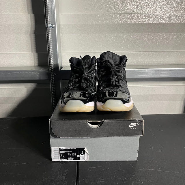 Size 7Y - AJ 11 Retro Jubilee