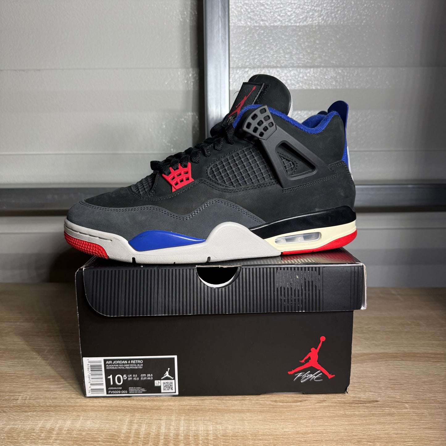 Size 10.5 - AJ 4 Retro Rare Air