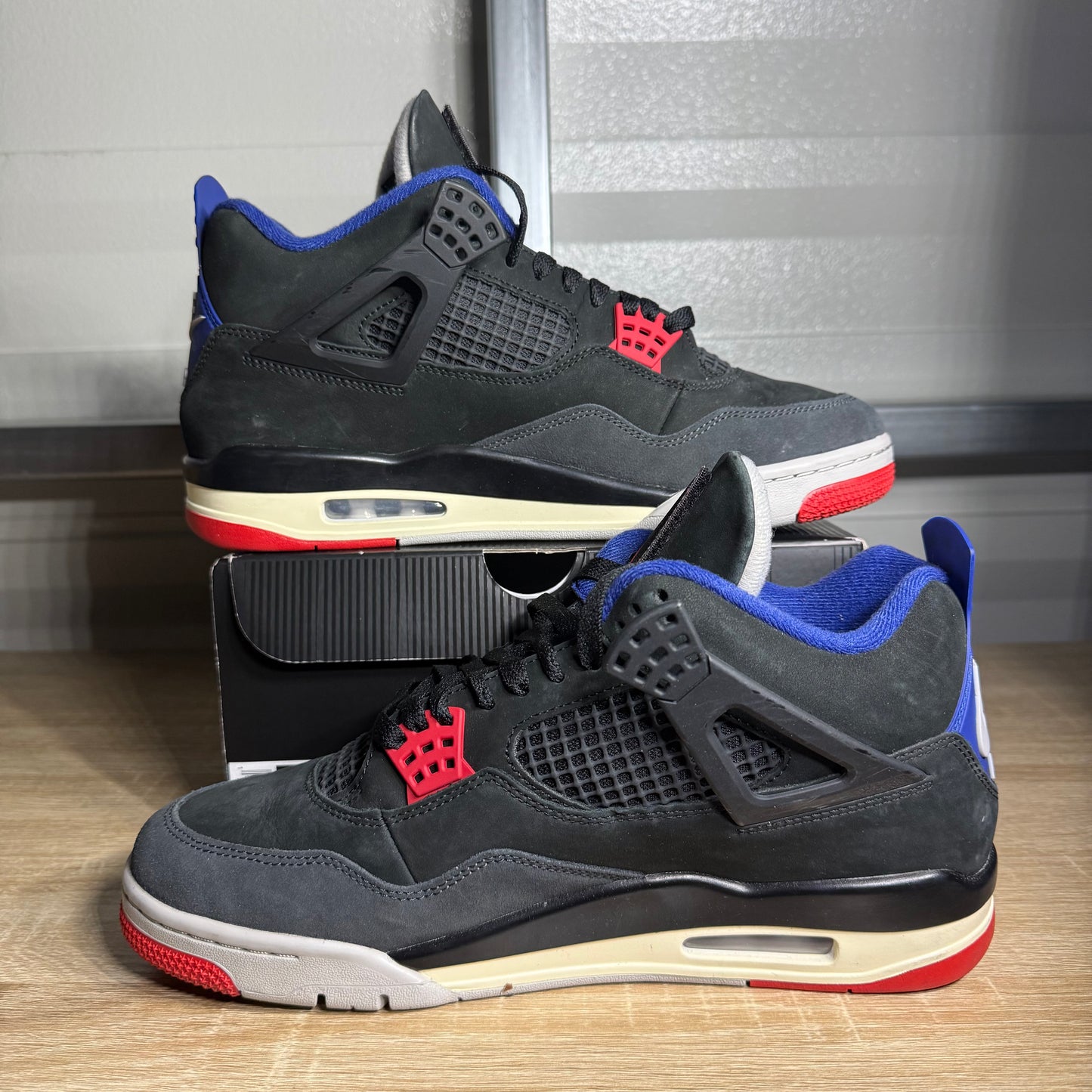 Size 10.5 - AJ 4 Retro Rare Air