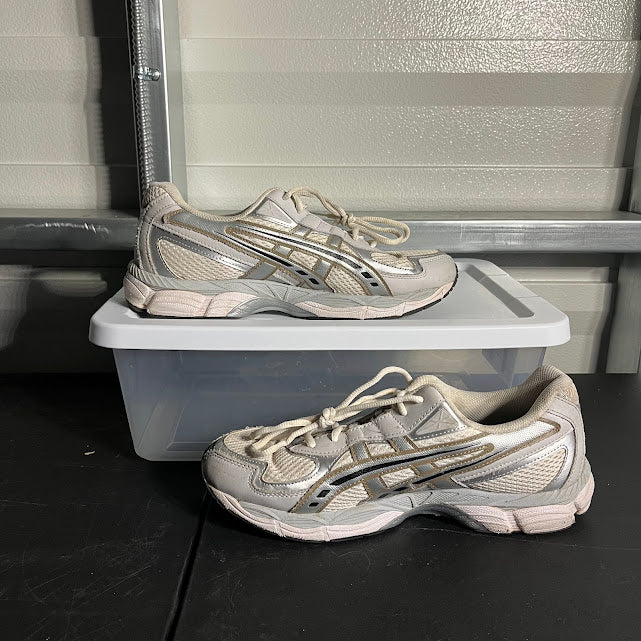 Size 9.5 - Asics Gel-NYC 2055 Pure Silver