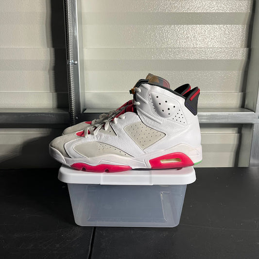 Size 13 - AJ 6 Retro Hare