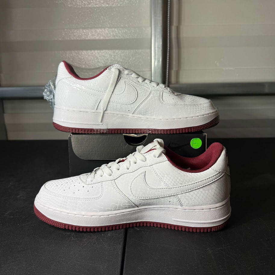 Size 9.5 - AF 1 Low Kobe Bryant Lower Merion Home