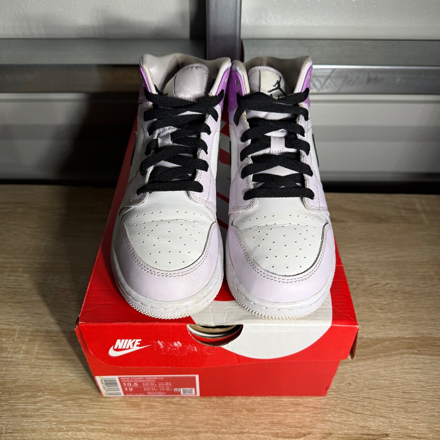 Size 5.5Y - AJ 1 Mid GS Barely Grape