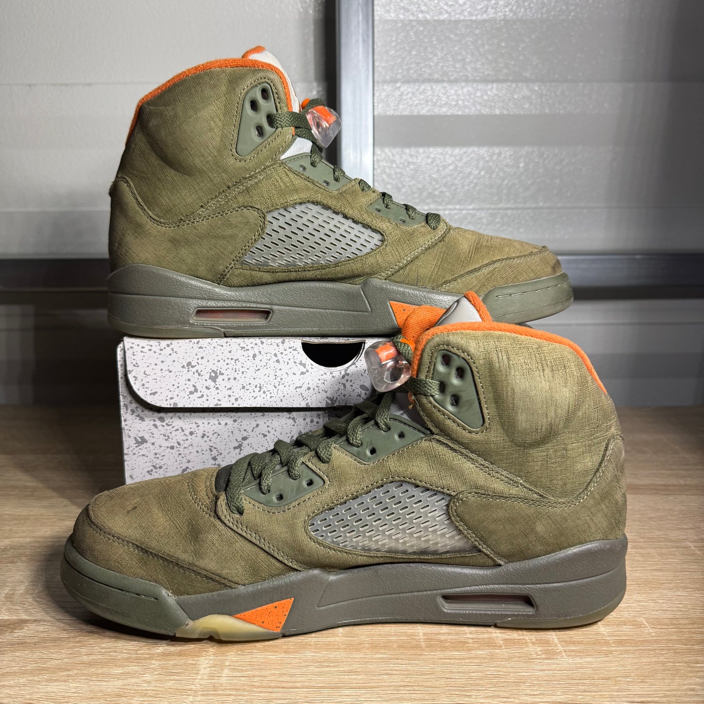 Size 11 - AJ 5 Retro Olive